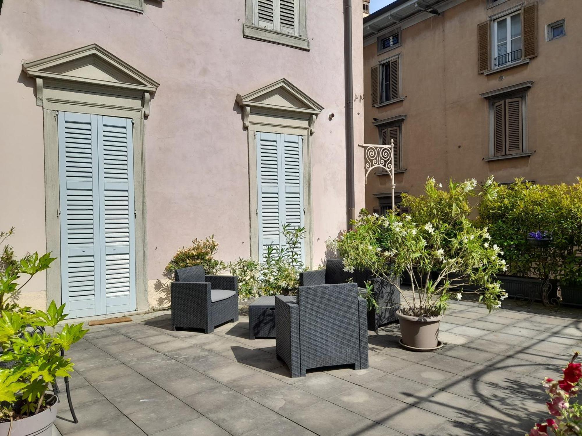 Le 5 Vie Bed & Breakfast Bergamo Luaran gambar